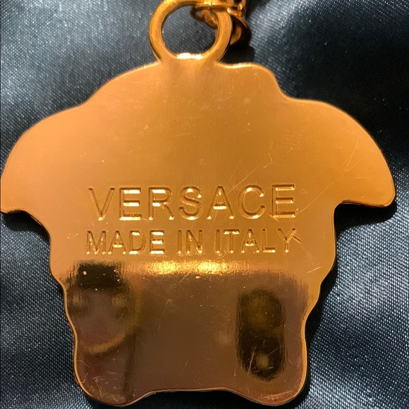 Versace Stamped Gold-Tone Medusa Pendant-this is heavy-not hollow(no weak necks) - Picture 3 of 5